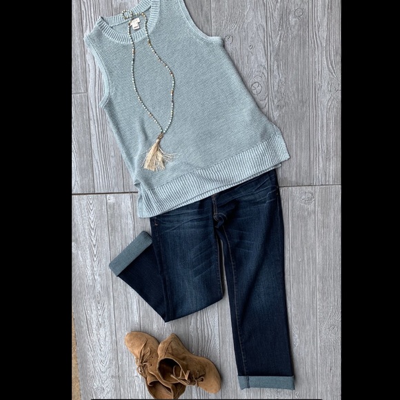 EUC J.CREW Sleeveless Knit Top - Picture 11 of 11